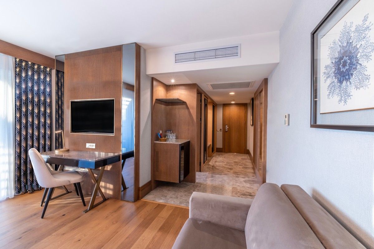 Junior Royal Suite
