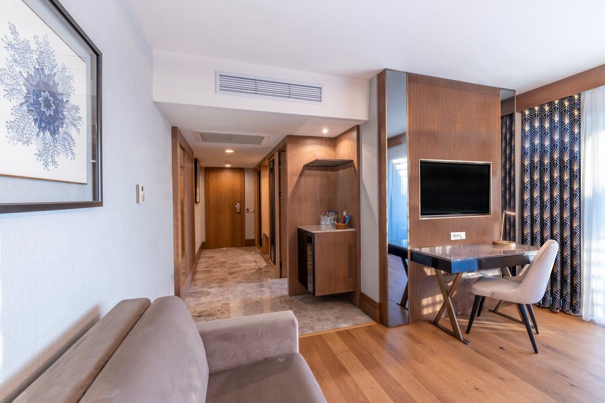 Junior Royal Suite
